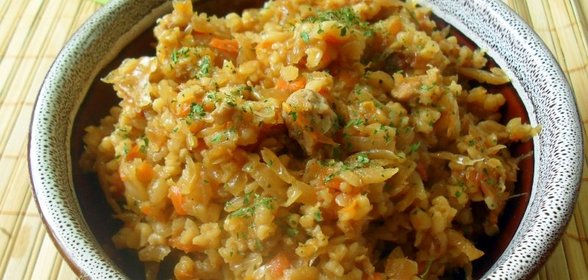 Булгур с капустой и мясом