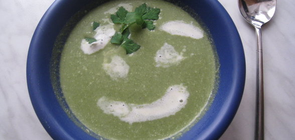 Суп - пюре из шпината и брокколи