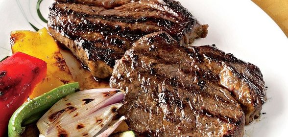 Бифштексы в чесночно-соевом маринаде