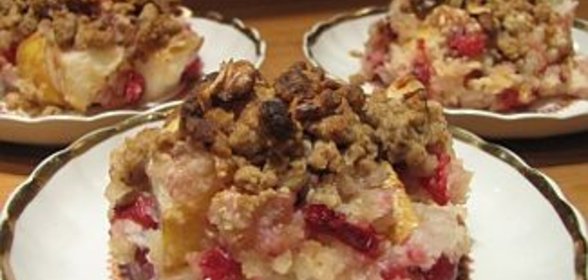 Рисовая каша с грушами для праздничного завтрака