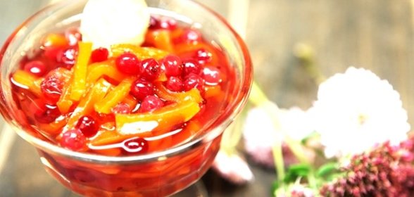 Варенье из зеленой клюквы с айвой