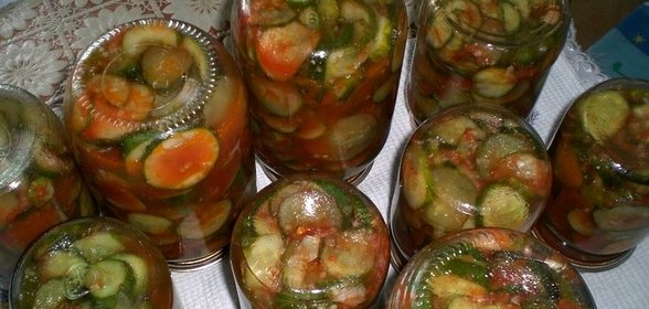 Огурцы в томатной заливке
