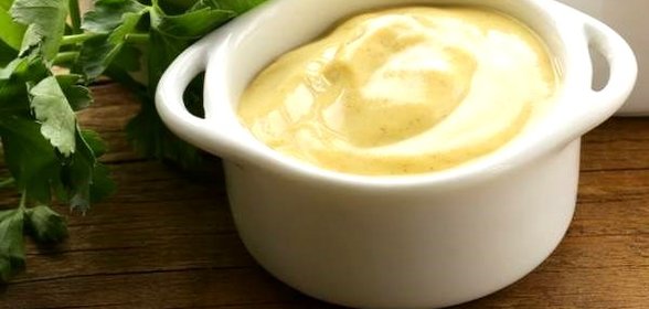 Горчичный соус к рыбе на основе голландеза