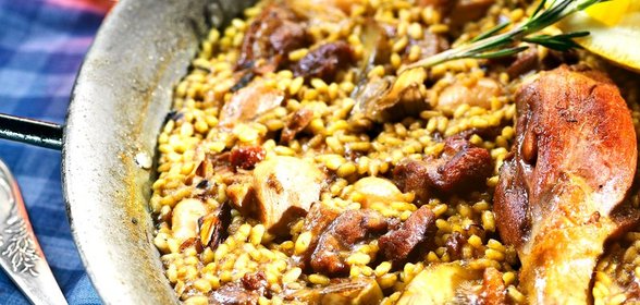 Паэлья с уткой и артишоками