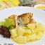 Куриное филе с картофелем на пару и шалфейным маслом