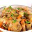 Курица тушеная с шампиньонами и соевым соусом на сковороде
