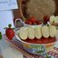 Блинные шашлычки с творогом и соусом из клубники