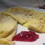 Crêpes или французские блинчики с камамбером и клюквенным конфитюром