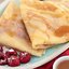 Блинчики с малиной и карамелью