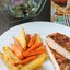 Нежная курочка с гарниром из запеченных овощей