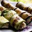 Нежные рулетики с моцареллой из баклажана и цукини