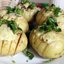 Ароматный молодой картофель, запеченный с сыром и сливочным маслом