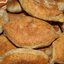 Пирожки из цельнозернового теста с картофелем, индюшатиной, маслинами и зеленью
