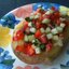 Картофель с сыром и овощным салатом