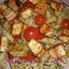 Макароны с жареным сыром и овощами