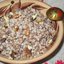 Гречневая каша с грецкими орехами.