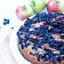Пирог с яблоками и черникой