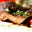 Говяжий край с соусом из петрушки и чеснока