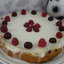 Шарлотка с яблоками и малиной