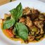 Куриные крылышки с овощным соте