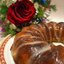 яблочный кекс с корицей и карамельным соусом