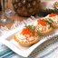 Тарталетки с ананасами и крабовыми палочками