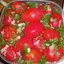 маринованные помидоры с зеленью и чесноком