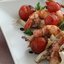 Креветки с помидорами и вешенками