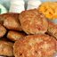 Мясные котлеты с лисичками и гречневыми хлопьями