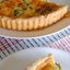 Киш с зеленым луком и спаржей