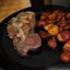 Свиная вырезка с карамельным лучком и грибочками