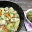 Тефтели с картошкой на сковороде