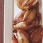 Зеленый горошек и цветная капуста с голландским соусом