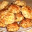 Сырная закуска с колбасой