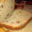 Хлеб с копчеными колбасками сыром и чесноком