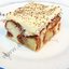 Бисквитный торт с масляным кремом и яблоками