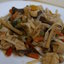 Рисовая лапша с овощами и курицей по-китайски