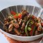 Макароны с соевым гуляшом и белыми грибами