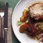 Жареная свинина с персиками и луком