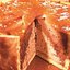 Двухцветный сливочный торт с мандаринами и миндалем