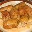 Салат овощной с сыром, заправленный соусом