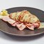 Горячие круассаны с сыром и ветчиной