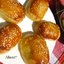 Пирожки из слоеного теста с колбасой и сыром