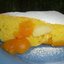 Бисквит с абрикосами и яблоками