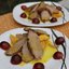 Утиная грудка с апельсиновым джемом, соусом карри и карамелизированым фруктами
