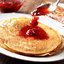 Арахисовые блины с клубничным вареньем