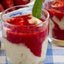 Десерт из клубники и замороженого банана