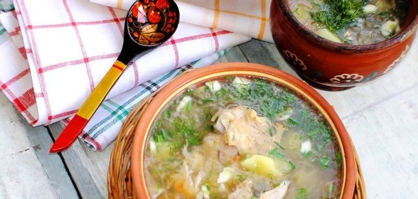 Щи из квашеной капусты (томленные в мультиварке)
