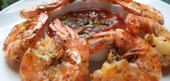 Один из 1000 вариантов как жарят креветки !!!