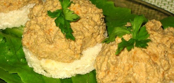 Паштет из печени с морковью и луком